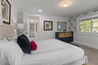 7-Guest American House Dwtn WB Steps to Beach The American House - 3