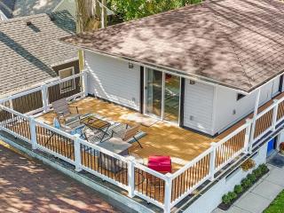 Starlight House- The American Hotel Dwtn Williams Bay Sleeps 6 - 4