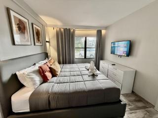 Entire condo near Universal Studios in Orlando - Free Resort Access - 3