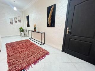 La rose à côté Carry - 6