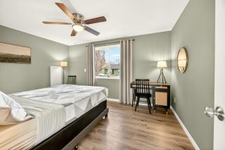 Clearview Comfort- 3BR near Airport! - 4