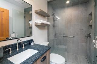 Bear Creek Lodge 205 by Alpine Lodging Telluride - 2