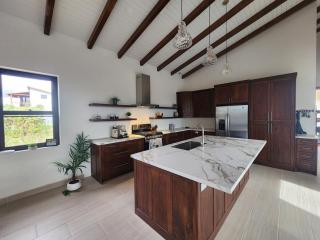 Sunset Oasis Waterfront - 3