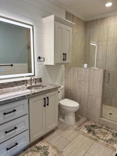 Serene waterfront 4-bedroom townhome, Lake Oconee - 7