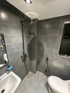 Modern Era Apartment 2BHK with Magical Lights in Pearl One Tower - 4