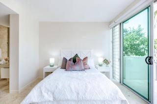 The Platinum 3BR Luxe Residence in Sunshine Beach - 1