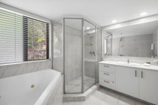 Beautiful Belmore Retreat Easy Walk to Beach - 5