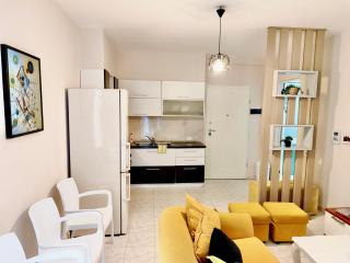 Sunny Beachfront Apartment in Durres - 5
