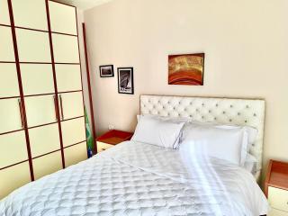 Sunny Beachfront Apartment in Durres - 3