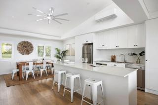 Salty Stays on Stevens St Ocean Views Top Deck - 9