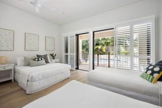 Salty Stays on Stevens St Ocean Views Top Deck - 1