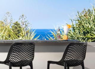 The Boat House Luxury Beachside with Heated pool - 7