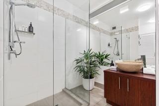 Noosa Tropical Beach Retreat Walk to Everything - 3