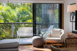 Pet Friendly Tropical Escape in Sunshine Beach - 4