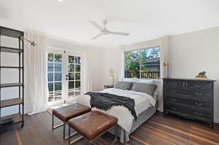 The River Shack Vintage Luxe Right Beside River - 2