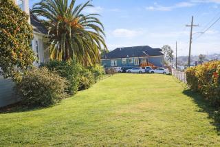 Spacious 4-Bed- Sleeps 8 - Family Friendly - 8