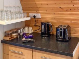 The Orchard - Ukc7804 - 7