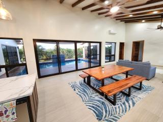 Sunset Oasis Waterfront - 9