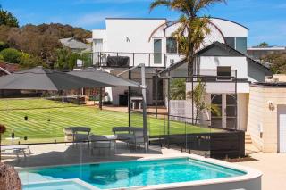 The Collins Sorrento Tennis Court Pool & Spa - 0