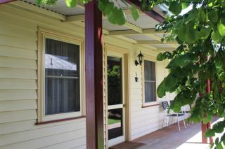 Dunkeld Village Accommodation - formerly Dunkeld Studio Accommodation - 9