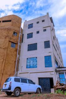 The Suneka Terrace 2BR with Den - 7