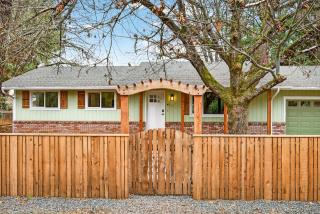 Redwoods Stopover- Near Hiking, Pet Friendly - 5