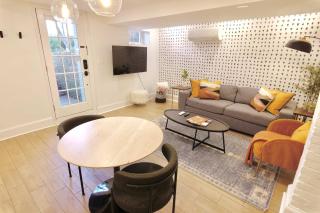 Kilbourne Cottage in Mount Pleasant - 9