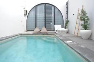 Modern 1BR Loft style with pool in Pegending - 1