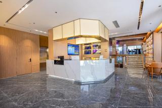 Yangshuo Meiju Hotel - By West Street in the center - 1