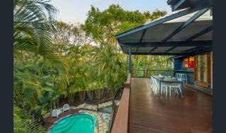 Indooroopilly Resort Style Family Stay W Pool A BBQ - 4