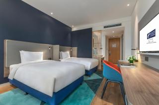 Holiday Inn Express Qingdao Chengyang Central by IHG - 8