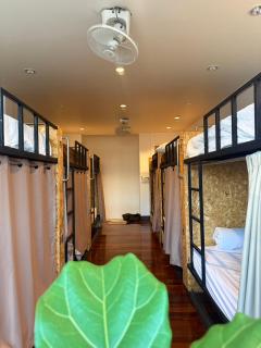 Yan Hostel Thapae Gate - 8