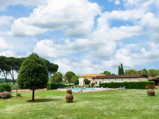 Aesthetic Farmhouse in Bucine with Barbecue - 3