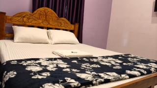 LUX HomeStay - 4