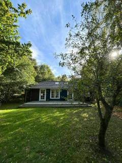 Black Wooden Cabin With Large Garden Near Rørvig - 9