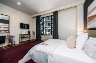 Skytower View With Swimming Pool and Gym - 3