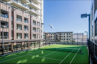 Skytower View With Swimming Pool and Gym - 6