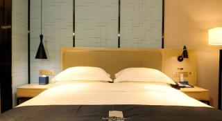 Echarm Hotel Yulin 2nd People's Hospital Qingwan River Park - 6