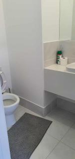 Quiet Spacious Room in a Shared Family Home in Yarrabilba - 7