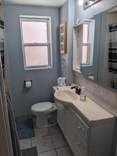 Private Room In Central Hamilton 2 - 2