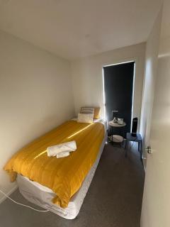 Charming 3 Bedroom Home in Upper Hutt, Perfect for Families and Groups - 8