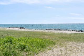Bright Beach House Near Sea And Outdoor Living - 7