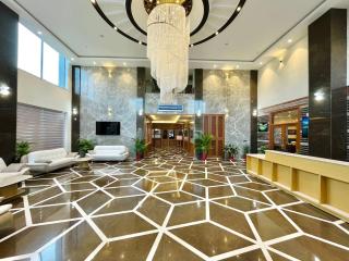 Le OVAL Hotel & Resorts - 5