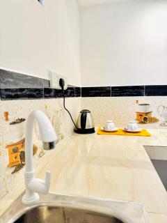 Nethmi Homestay & family Restaurant - 8