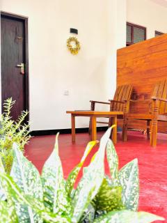 Nethmi Homestay & family Restaurant - 9