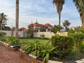 Jinja Lush Haven - 5