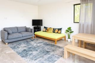 New & Stylish Veg 2-Bedroom Guest Retreat Near Brisbane Airport - 2