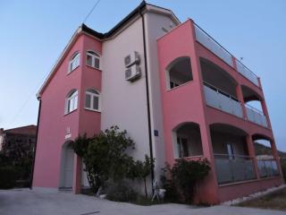 Holiday home in Trogir with swimming pool - 0