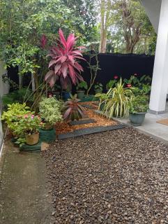 Padumaweera Holiday Inn - 9