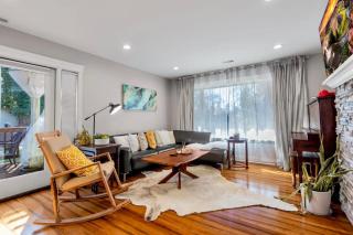 Mercer Island Modern Family-Friendly Home I-90 - 4